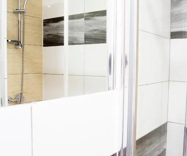 Goscinne Проживание в семье *